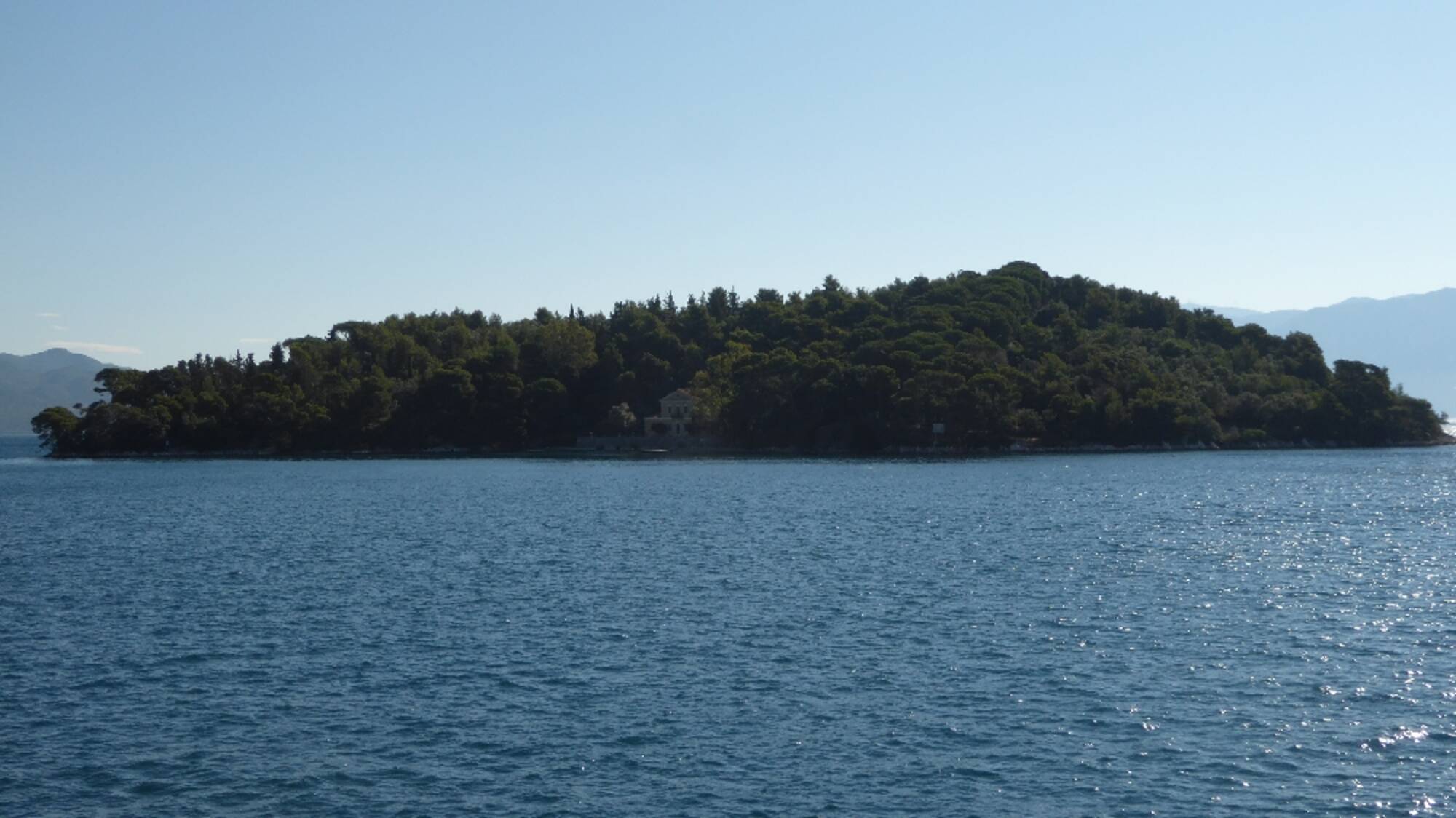 Between Ampelakia and Atherinos